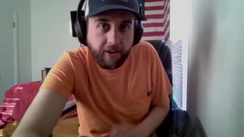 Snapshot of farmboy2398 chatting on January 2, 2025, 6:45 pm farmboy2398 online show from January 2, 2025, 6:45 pm