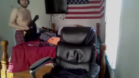 Snapshot of farmboy2398 chatting on March 7, 2025, 6:11 pm farmboy2398 online show from March 7, 2025, 6:11 pm