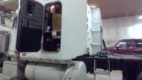 farmboy4720 online show from November 3, 2025, 11:44 am