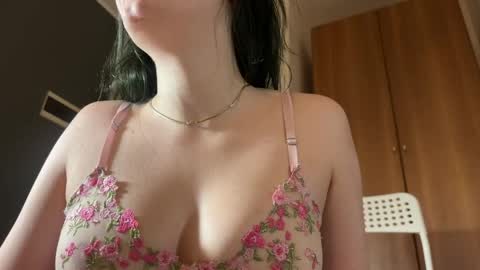 Gattino online show from April 5, 2026, 4:04 pm