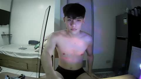 fastfucker_22 online show from December 13, 2025, 9:31 pm