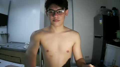 fastfucker_22 online show from April 29, 2026, 10:52 am