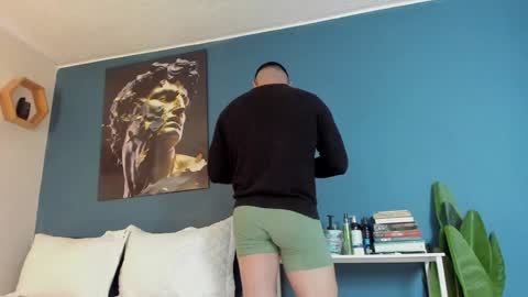 M A T  T E O online show from December 14, 2024, 8:40 pm