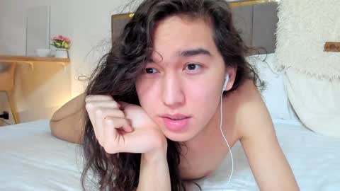 Snapshot of fatikhsweet chatting on December 8, 2024, 12:52 pm Sweet heart  but friends call me Fatman online show from December 8, 2024, 12:52 pm