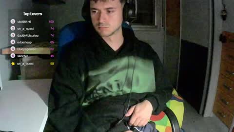 ThickDickTeen online show from May 3, 2026, 9:32 pm