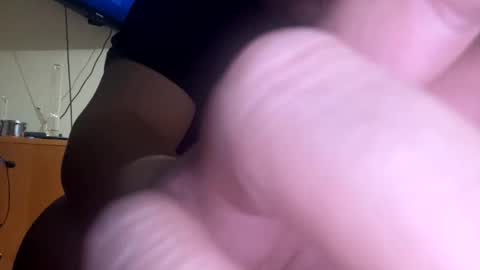 Snapshot of fatz71056 chatting on November 8, 2025, 7:12 pm fatz71056 online show from November 8, 2025, 7:12 pm