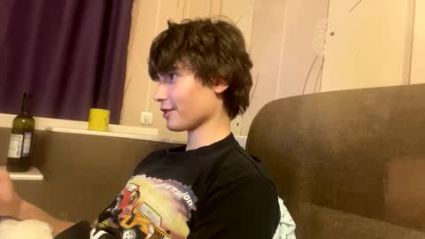 Faust online show from September 26, 2025, 10:36 pm