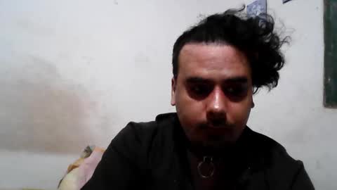 Faux Feitico VSW online show from March 6, 2026, 9:33 pm