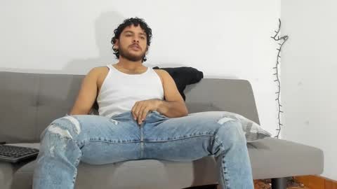 favid95 online show from January 23, 2025, 10:01 pm