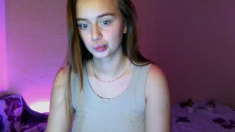 Snapshot of favorite_lovely_geneva chatting on February 25, 2025, 12:55 pm Jasminefeelings online show from February 25, 2025, 12:55 pm