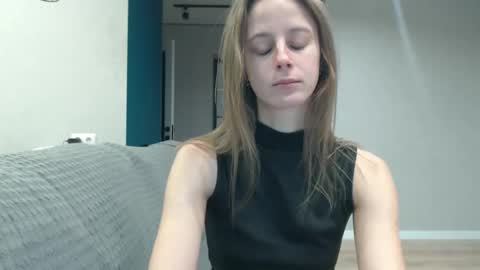 favoriteyour online show from November 12, 2025, 5:08 am