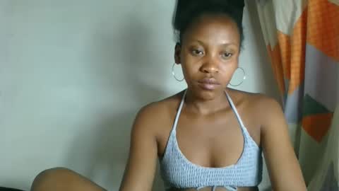 fayence09 online show from October 14, 2025, 12:06 pm