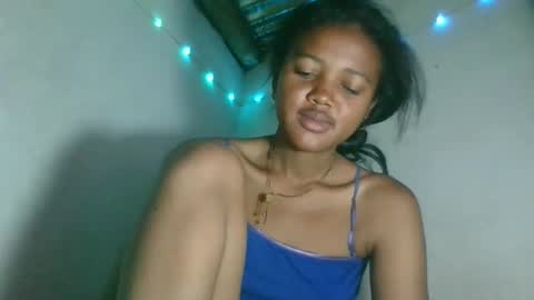 fayence09 online show from February 22, 2026, 3:07 am