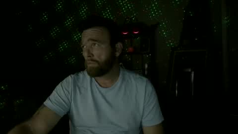 PullouProblems online show from November 22, 2025, 4:33 am