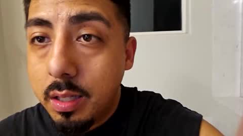 Snapshot of feelsbomber chatting on November 4, 2025, 5:17 am feelsbomber online show from November 4, 2025, 5:17 am