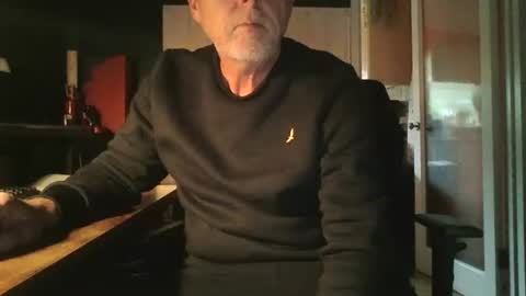 Snapshot of feet_fan69 chatting on October 16, 2025, 2:07 pm John Buck online show from October 16, 2025, 2:07 pm