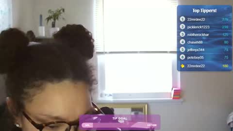 Soley online show from January 29, 2025, 10:22 pm