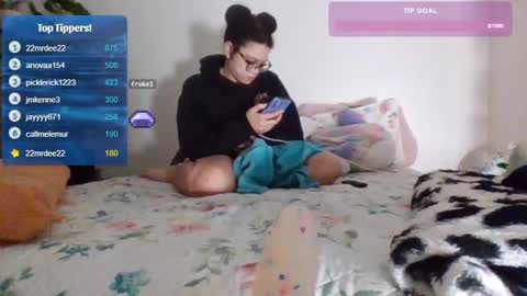 Soley online show from February 7, 2025, 5:10 am