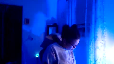 Soley online show from December 17, 2025, 12:16 am