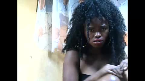 felicia422300 online show from May 24, 2026, 8:08 am