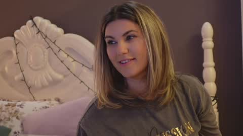 FeliciaKrige online show from January 21, 2025, 11:34 pm