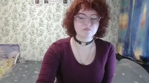felicity_play online show from April 28, 2026, 6:18 am