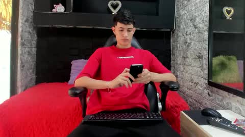 Snapshot of felipe_fiire chatting on May 11, 2026, 2:12 pm felipe fiire online show from May 11, 2026, 2:12 pm