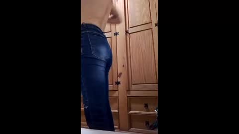 felipebh385495 online show from May 25, 2026, 1:44 am