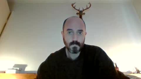 felipesmg2 online show from May 16, 2026, 2:27 pm