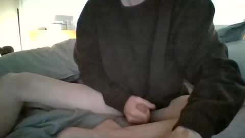 felipesmg2 online show from May 17, 2026, 2:46 pm