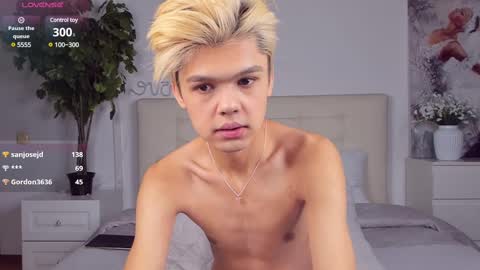 Felix online show from March 4, 2025, 8:27 pm