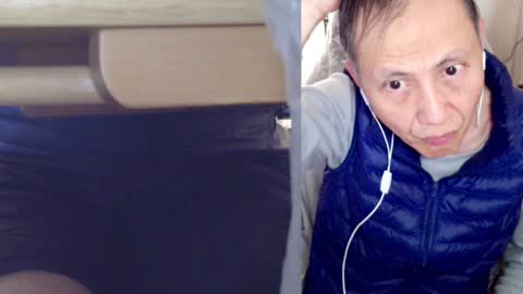 Snapshot of felixlau chatting on January 3, 2025, 8:54 am felixlau online show from January 3, 2025, 8:54 am