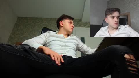 Snapshot of felixstark chatting on October 18, 2025, 4:26 am FelixStark online show from October 18, 2025, 4:26 am