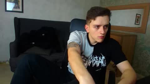 Snapshot of felixstark chatting on December 4, 2025, 4:55 am FelixStark online show from December 4, 2025, 4:55 am