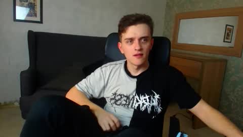 Snapshot of felixstark chatting on December 4, 2025, 4:59 pm FelixStark online show from December 4, 2025, 4:59 pm