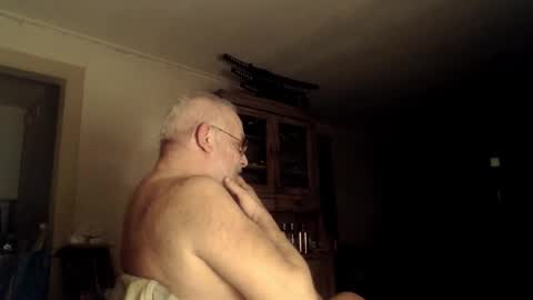 femdom_sub online show from February 15, 2026, 1:24 am