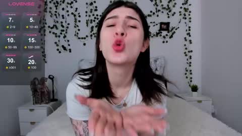 Snapshot of femida_brown chatting on February 25, 2026, 8:35 am femida_brown online show from February 25, 2026, 8:35 am