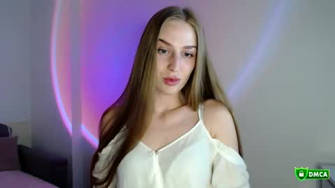 Femke online show from October 19, 2025, 12:50 pm