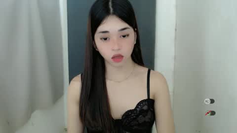 Snapshot of femylove chatting on January 14, 2025, 9:51 pm YOUR BEAUTIFUL ASIANFHEMY online show from January 14, 2025, 9:51 pm