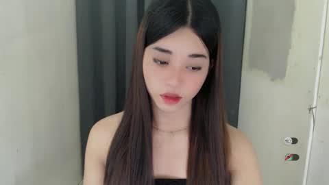 Snapshot of femylove chatting on January 25, 2025, 12:59 am YOUR BEAUTIFUL ASIANFHEMY online show from January 25, 2025, 12:59 am