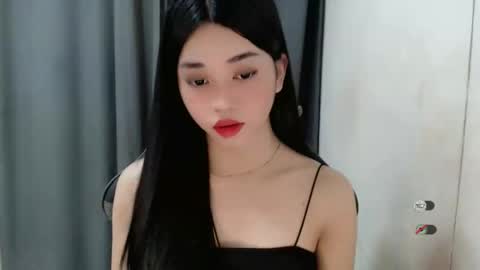 Snapshot of femylove chatting on February 1, 2025, 6:43 am YOUR BEAUTIFUL ASIANFHEMY online show from February 1, 2025, 6:43 am