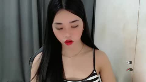 Snapshot of femylove chatting on February 5, 2025, 5:41 am YOUR BEAUTIFUL ASIANFHEMY online show from February 5, 2025, 5:41 am