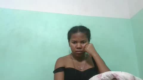 fenou122745 online show from December 5, 2025, 7:54 pm