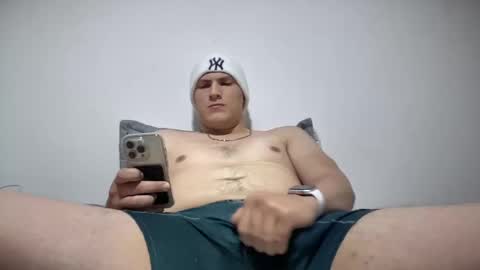 ferboy21 online show from October 24, 2025, 2:41 am