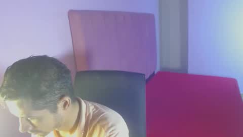 fermingomez1 online show from February 6, 2026, 11:52 pm