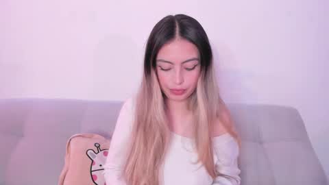 Snapshot of fernanda_aaa chatting on April 21, 2026, 2:23 pm fernanda online show from April 21, 2026, 2:23 pm