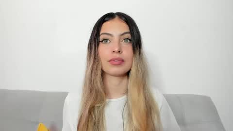 Snapshot of fernanda_aaa chatting on May 12, 2026, 3:20 pm fernanda online show from May 12, 2026, 3:20 pm
