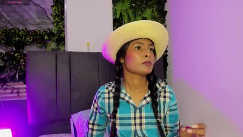 fernanda_liie_ online show from October 21, 2025, 12:28 pm