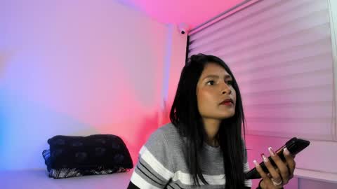 fernanda_liie_ online show from May 4, 2026, 12:34 pm