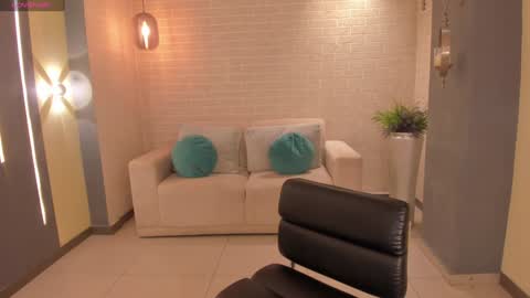 FER  online show from February 1, 2025, 6:19 pm